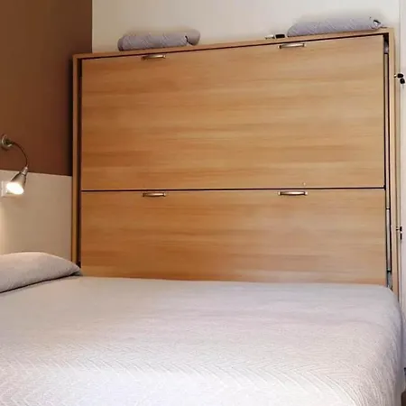 Ξενοδοχείο Dependance Lisa 3*