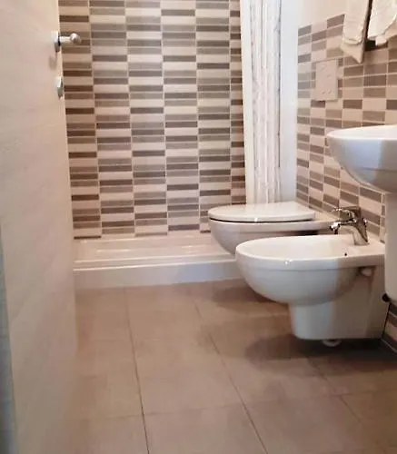 Dependance Lisa 피네토